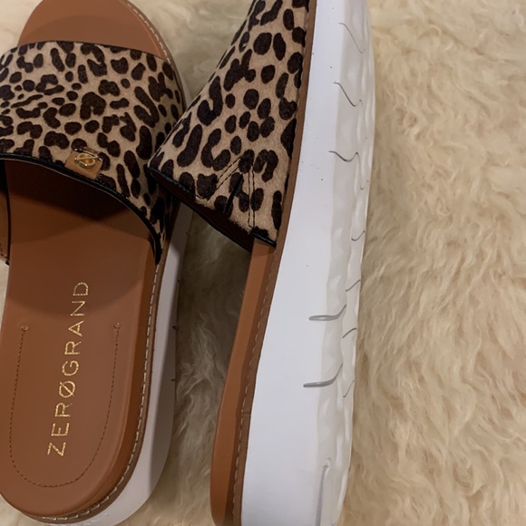 Cole Haan Zerogrand Calf Hair Leopard Slides NWOB - Picture 6 of 6